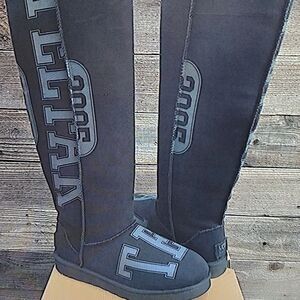 Mens Sz 11 Telfar / Uggs Tall Suede boots